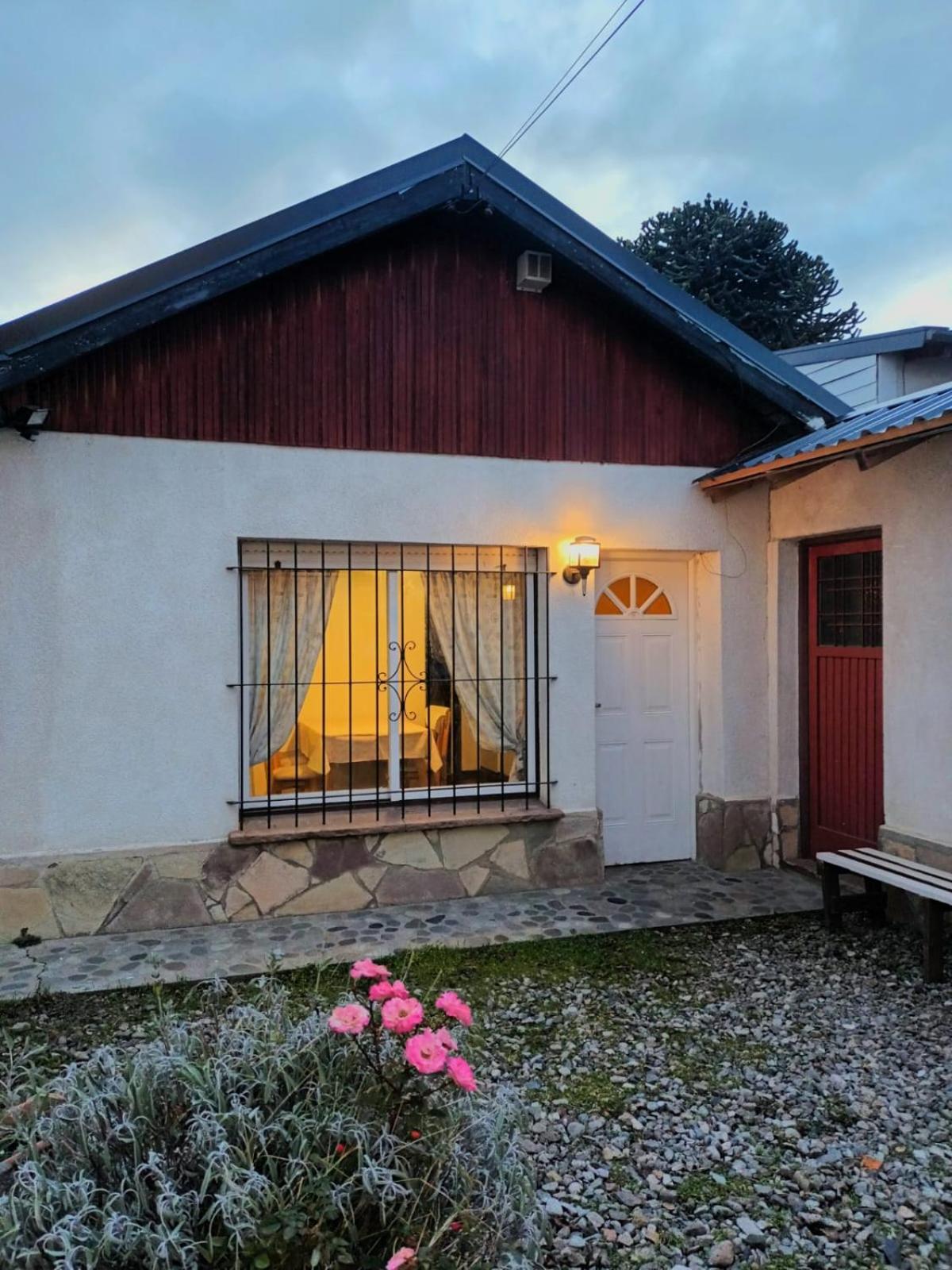 Вилла Casa Centro Bariloche Экстерьер фото